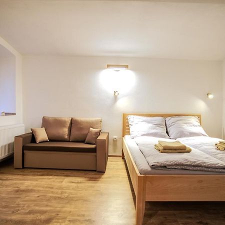 야히모프 Apartmanek Mezi Kopci 아파트 외부 사진