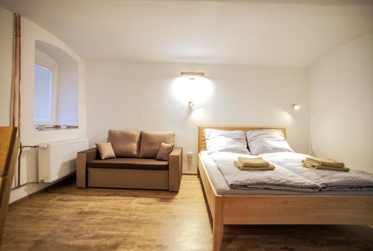 야히모프 Apartmanek Mezi Kopci 아파트 외부 사진
